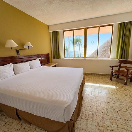 Las Palmas By The Sea All Inclusive Puerto Vallarta Esterno foto