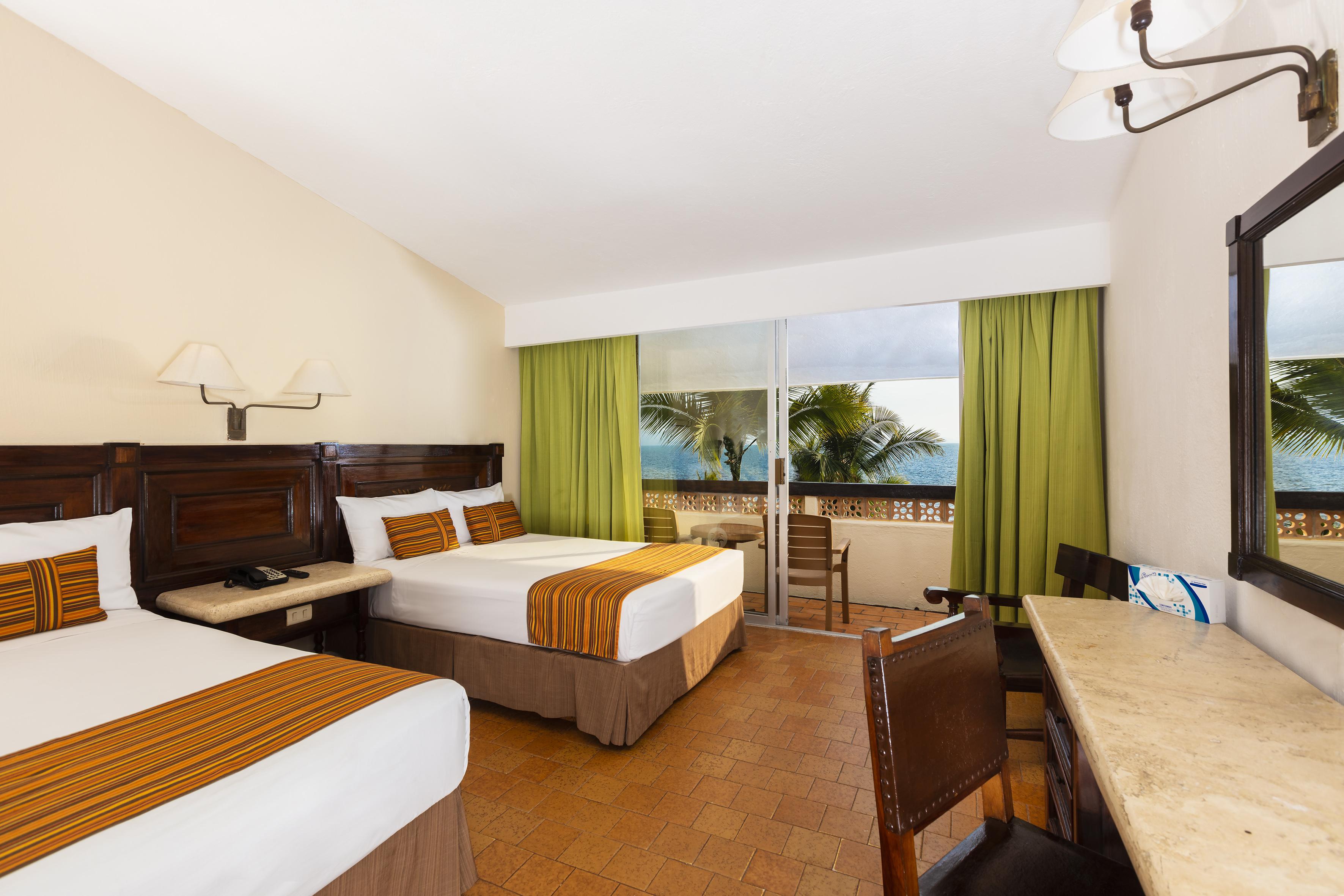 Las Palmas By The Sea All Inclusive Puerto Vallarta Esterno foto