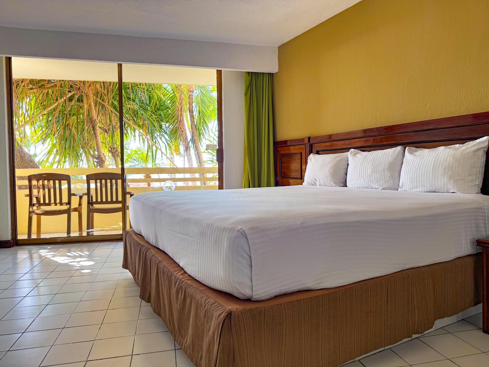 Las Palmas By The Sea All Inclusive Puerto Vallarta Esterno foto