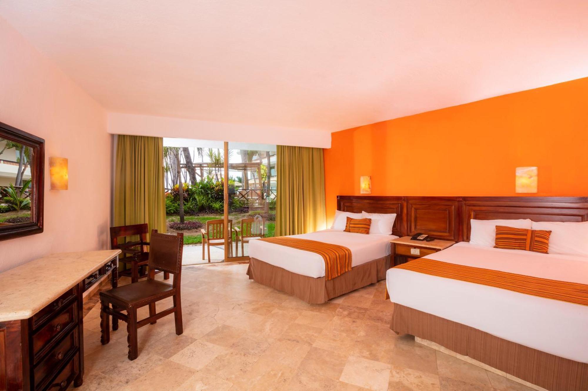 Las Palmas By The Sea All Inclusive Puerto Vallarta Esterno foto